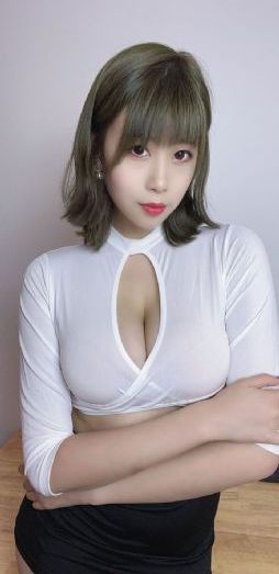 欧美特黄AA片不卡免费看播放_1080P电影完整版在线观看